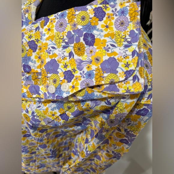 J. Crew Floral Chic Button-Down long sleeve Top - Size 12 - Picture 7 of 12